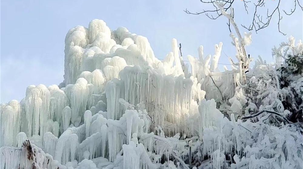 《大雪》诗五首 第 2 张