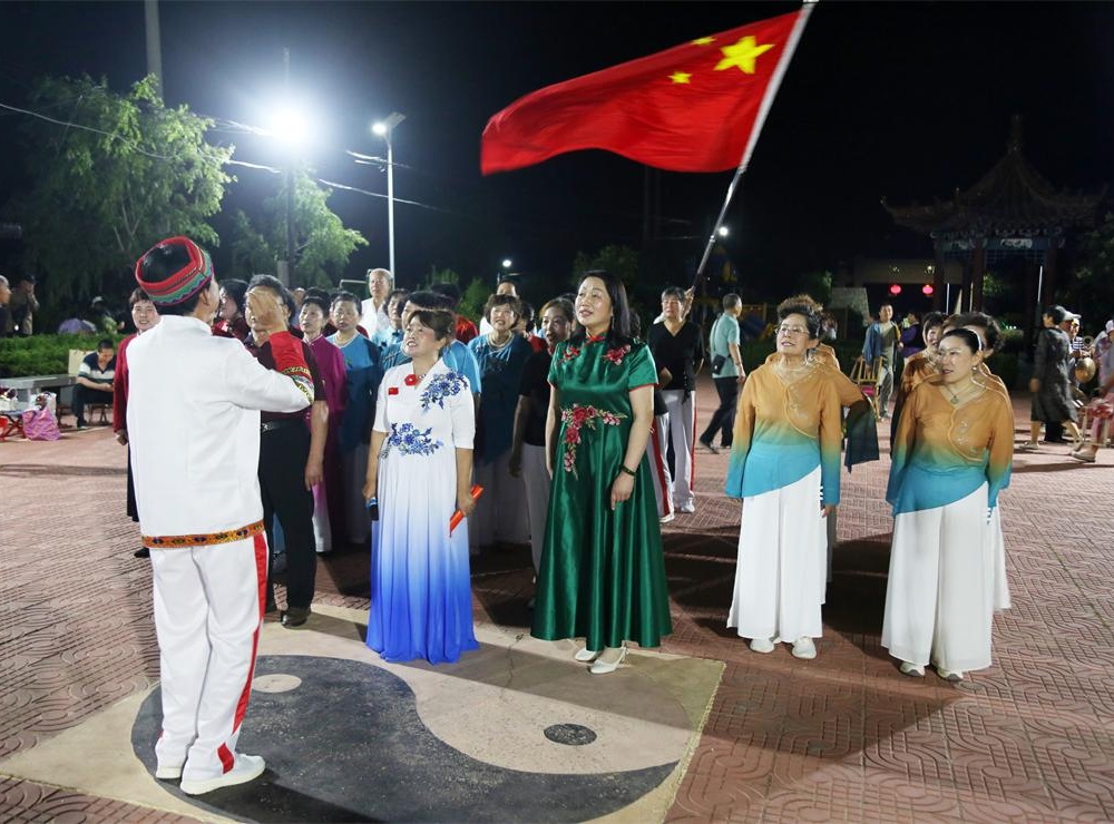 乡韵颂党恩 欢歌庆华诞——过西村举办“庆七一，话丰收”消夏晚会 第 7 张